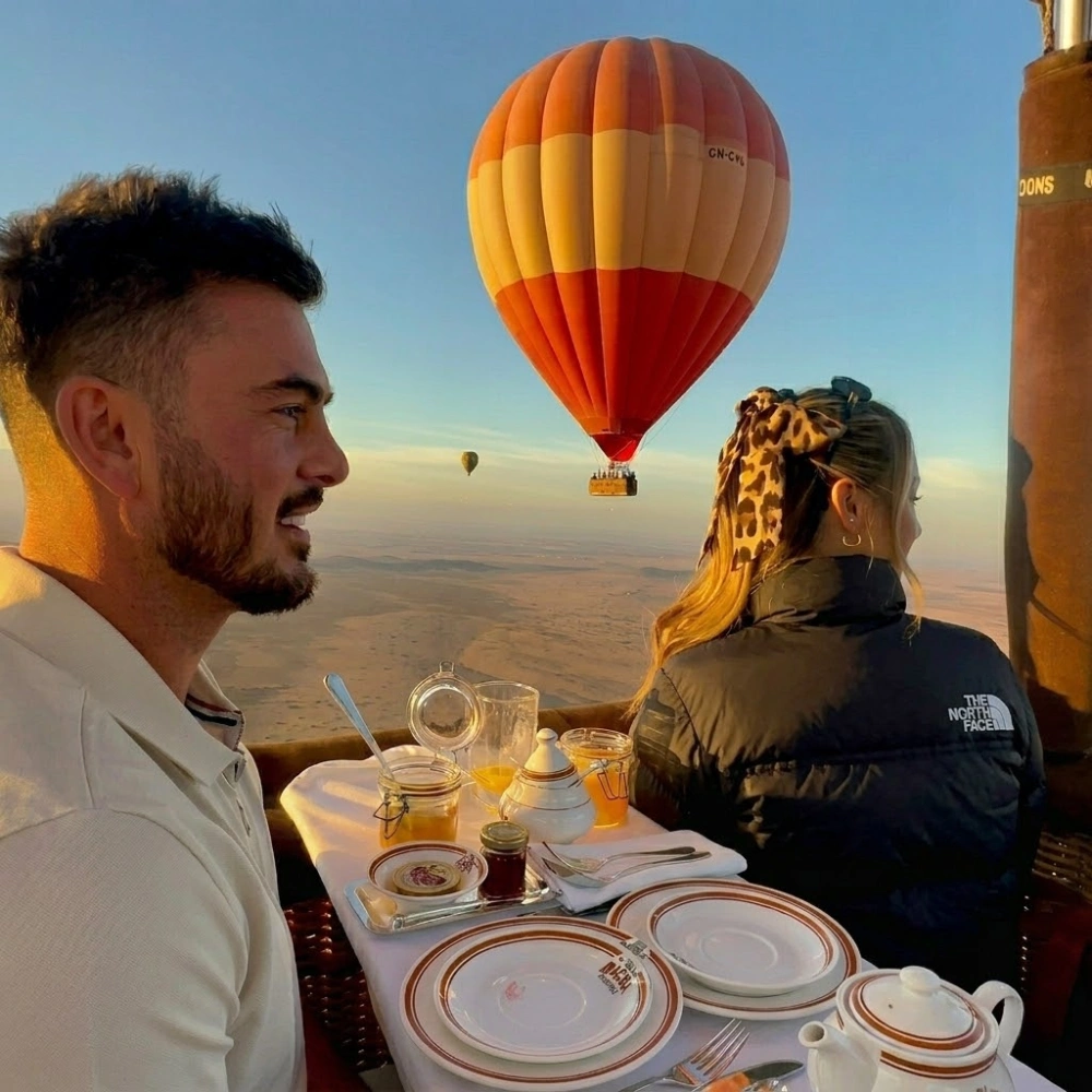 Royal Hot Air Balloon Ride – Private Flight & Breakfast Onboard