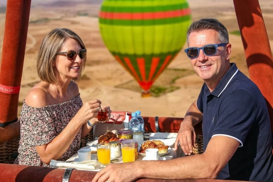 Royal Hot Air Balloon Ride – Private Flight & Breakfast Onboard
